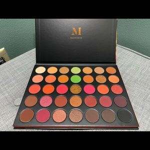 Morphe Eye Shadow Palette